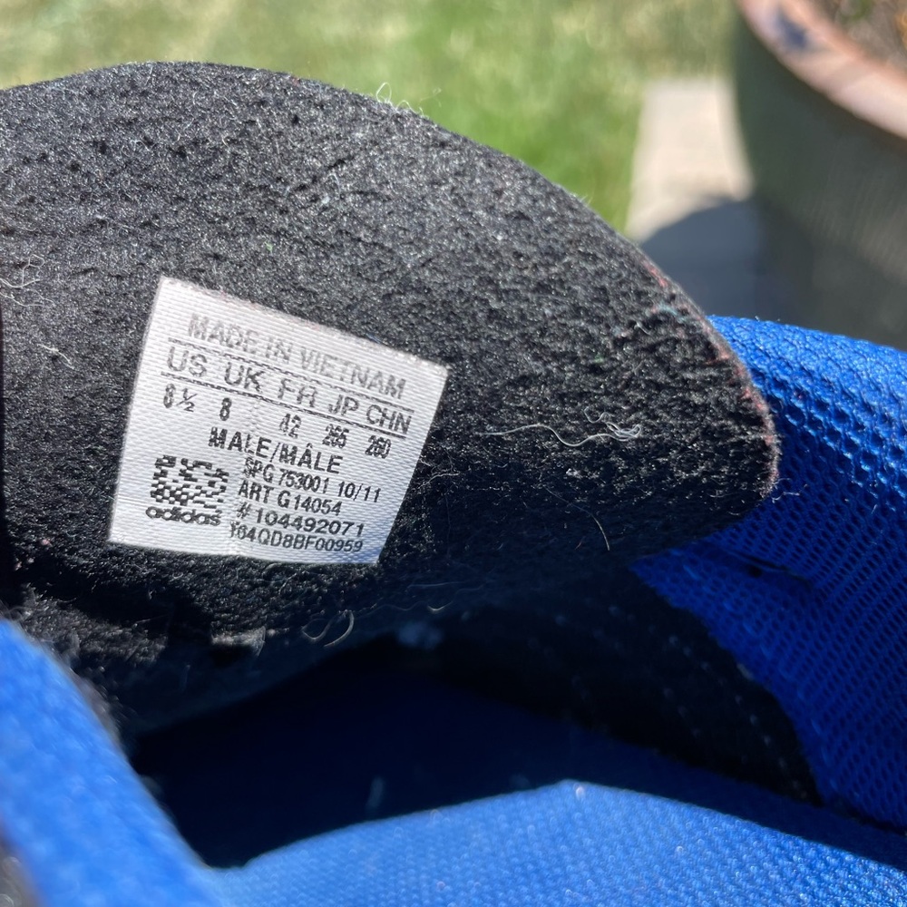 Adidas Soccer Cleats - Picture 11 of 11